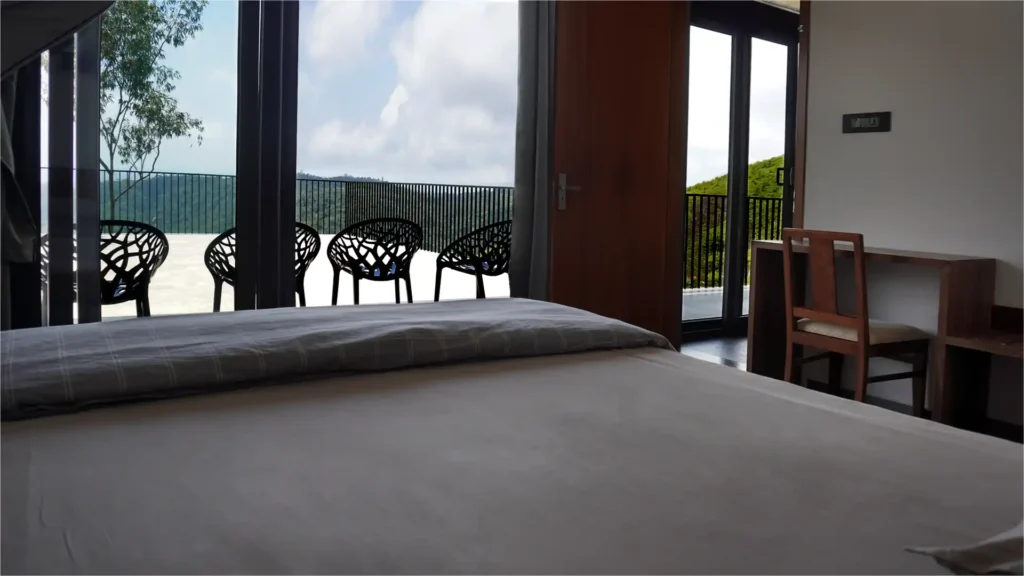 Kattadi-Kuttikanam-Homestay-Bedroom-2-C